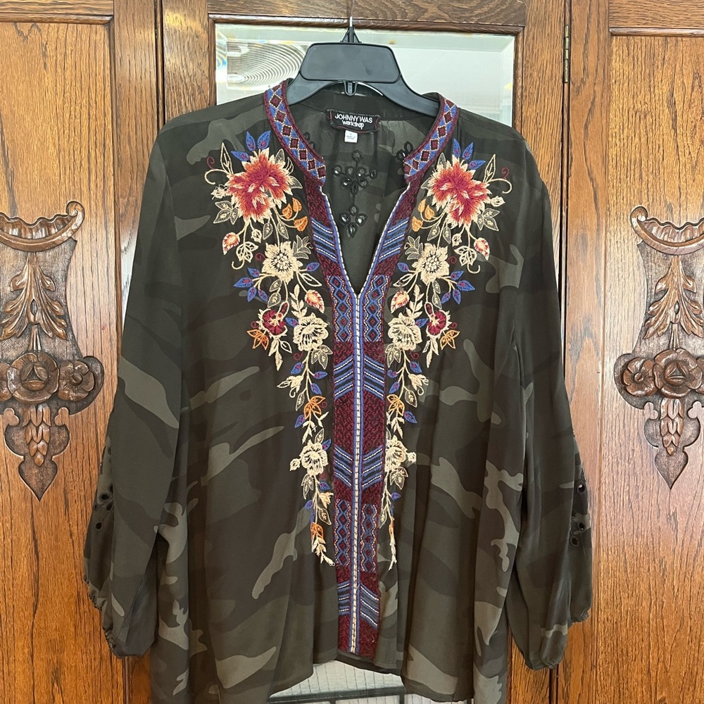 Johnny Was Camouflage Embroidered Floral Tribal Silk Blouse